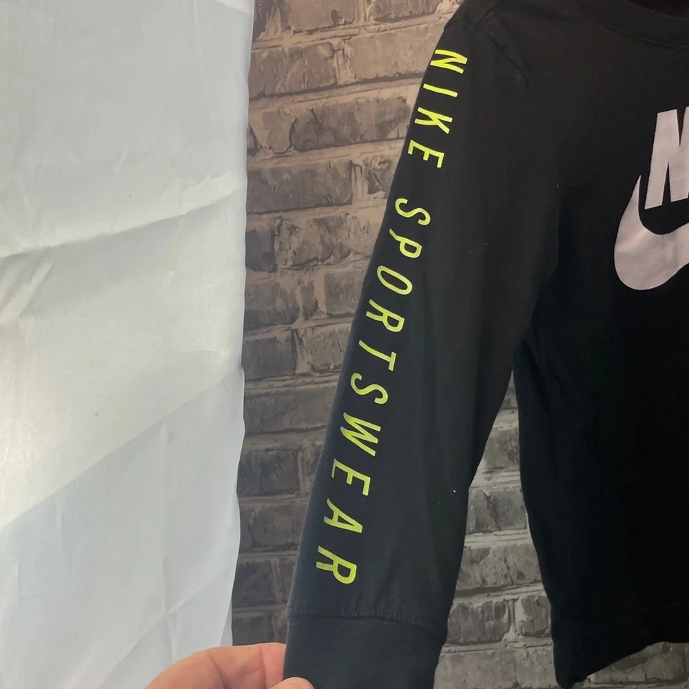 Nike Kids‎ Black Long Sleeve Tee